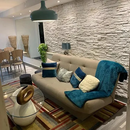 Bed & Breakfast Airport16